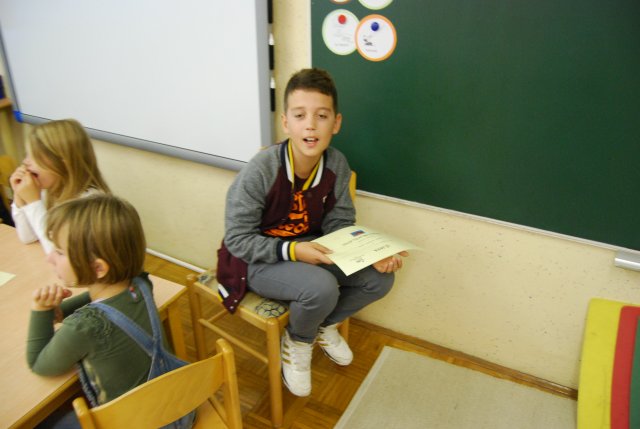 gradimo prijateljstvo 127
